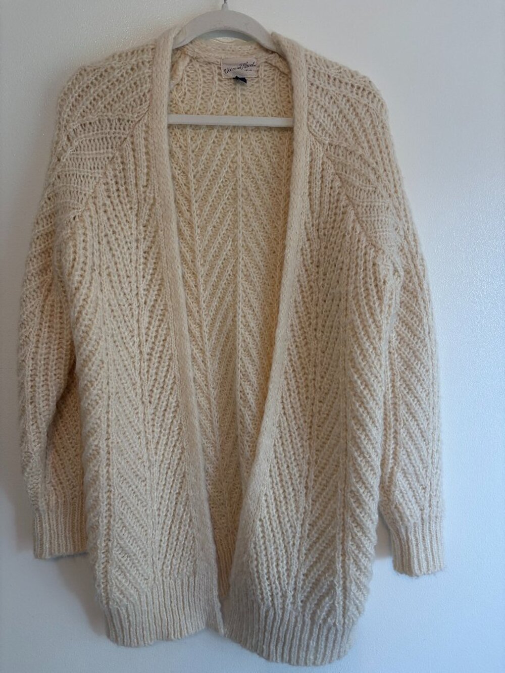 Universal Thread Cream Cardigan Sweater